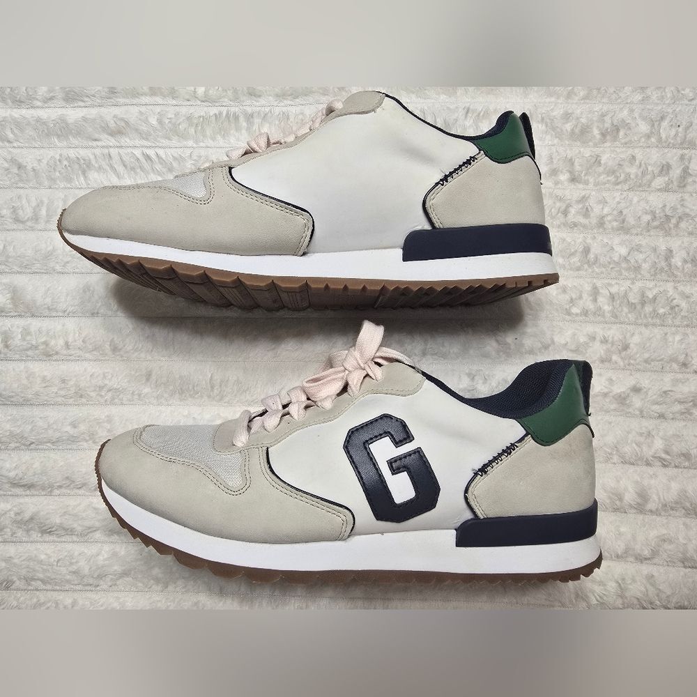 GUESS Men's White and Green Sneakers - Picture 2 of 5